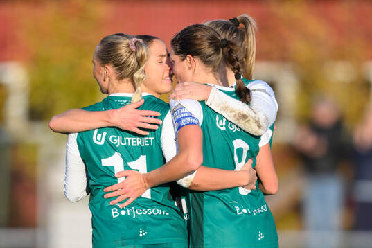 Alingsås Tove Lorén med lagkaptensbindel från EFD och
