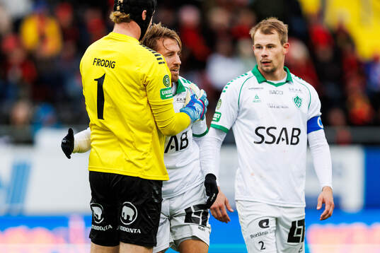 Brages målvakt Viktor Frodig Jacob Stensson och Alexander