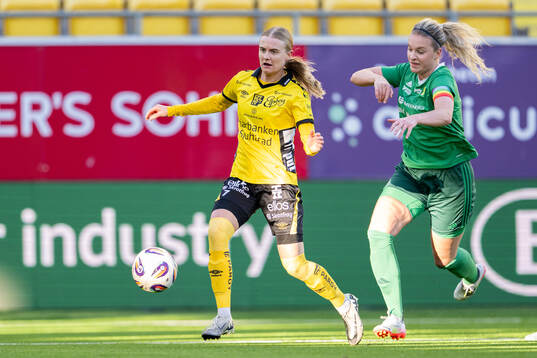 Elfsborgs Hanna Jiozon och Team TGs Linnea Lindström