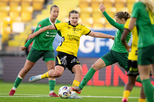 Bläddra bland fler bilder av Fotboll, Elitettan, Elfsborg - Team TG