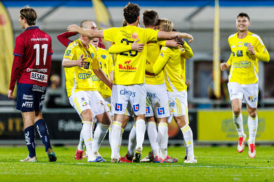 Falkenbergs Tim Stålheden jublar