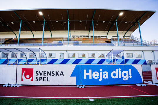 Reklam för Svenska Spel på Kristinebergs IP