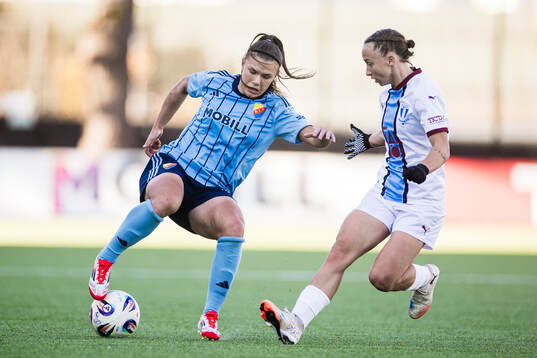 Djurgårdens Alexsandra Lobanova och Malmö FFs Miljana