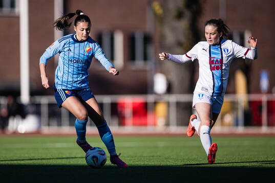Djurgårdens Casey Yujin Phair och Malmö FFs Matilda