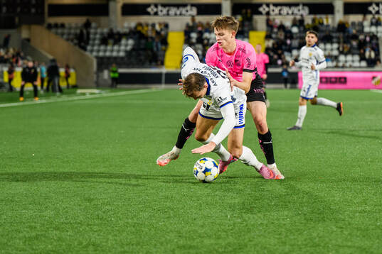 Sirius Oscar Krusnell och Häckens Adrian Svanbäck