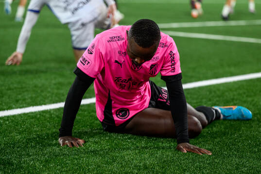 Häckens Brice Wembangomo deppar