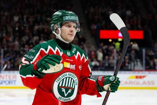 Frölundas Arttu Ruotsalainen jublar
