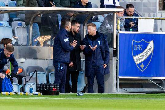 Malmö FFs huvudtränare Anes Mravac och Anders Christiansen