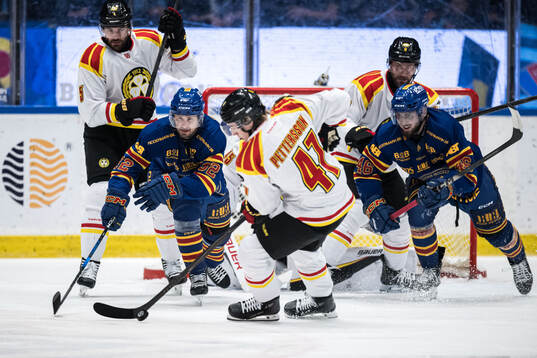 Djurgårdens Colby Sissons och Brynäs Lucas Pettersson