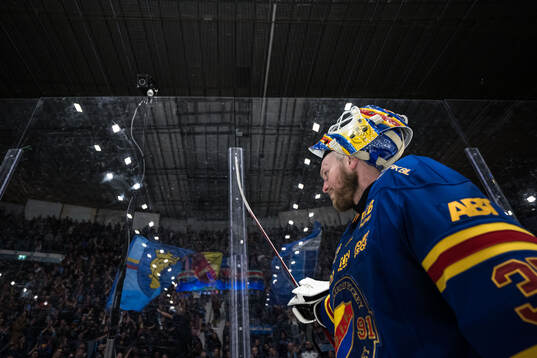 Djurgårdens målvakt Magnus Hellberg jublar