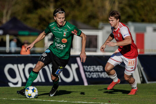 Varbergs Jesper Jonasson Westermark och Sandvikens IFs