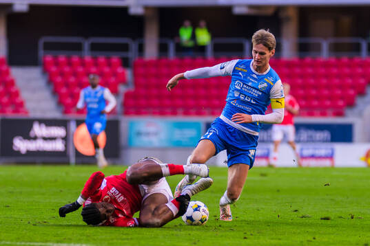Kalmars Chukwuemeka Paul Nnamani och Oddevolds Alexander