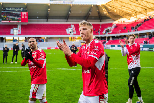 Kalmars Lars Sætra jublar