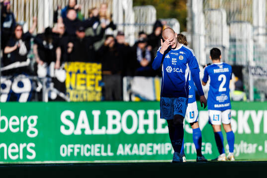 GIF Sundsvalls Lucas Forsberg deppar