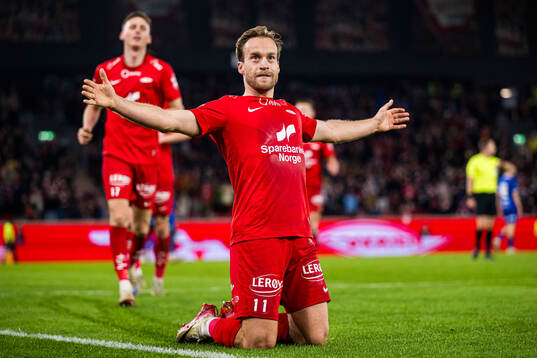 Bläddra bland fler bilder av Football, Eliteserien, Brann - Haugesund