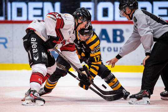 Malmö Redhawks Janne Kuokkanen och Skellefteås Pär