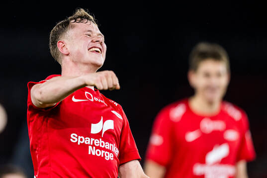 Eggert Aron Gudmundsson of Brann celebrates