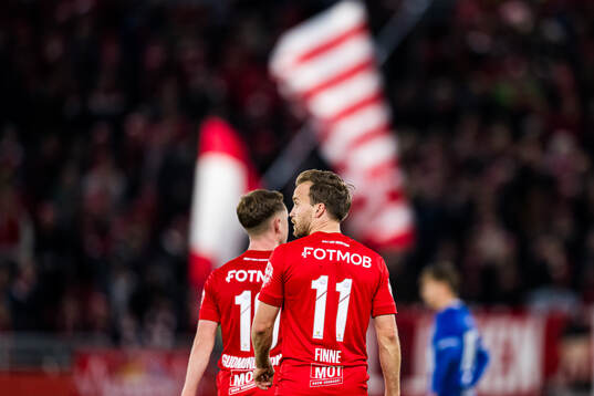 Bård Finne of Brann celebrates