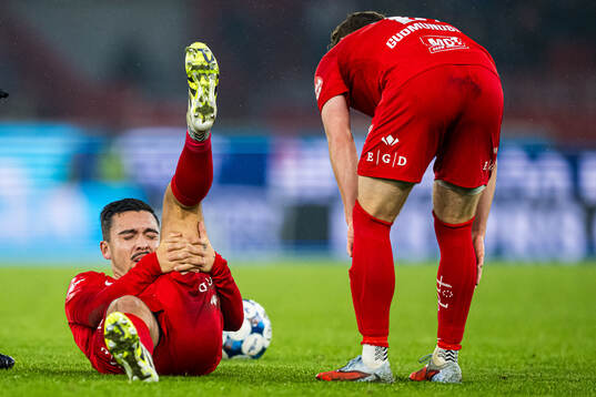 Niklas Castro of Brann with an injury