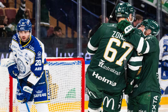 Färjestads Radim Zohorna jublade