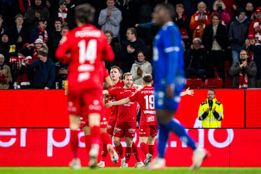 Bård Finne of Brann celebrates