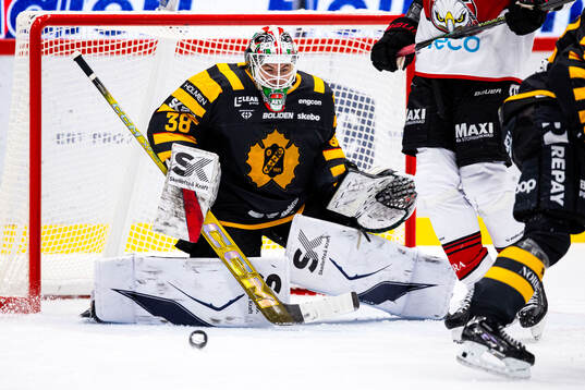 Skellefteås målvakt Strauss Mann