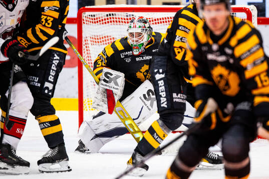 Skellefteås målvakt Strauss Mann