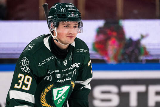 Färjestads Luke Philp jublar