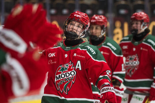 Modos Ebba Hedqvist jublar