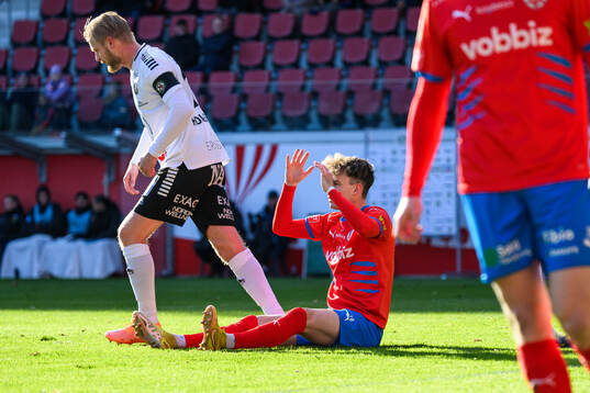 Och Helsingborgs Alexander Johansson deppar