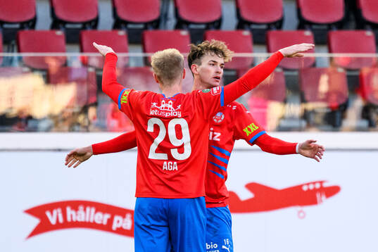 Helsingborgs Oscar Aga och Alexander Johansson jublar