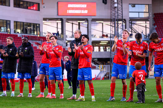 Helsingborgs spelare jublar