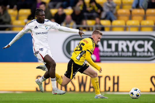 Östers Kingsley Gyamfi och Elfsborgs Ari Sigurpálsson
