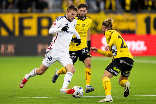 Östers Oscar Uddenäs och Elfsborgs Arber Zeneli