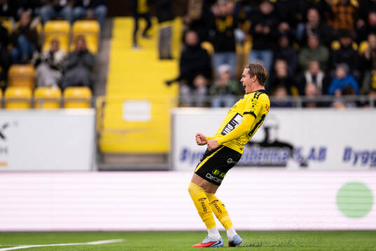 Elfsborgs Taylor Silverholt jublar