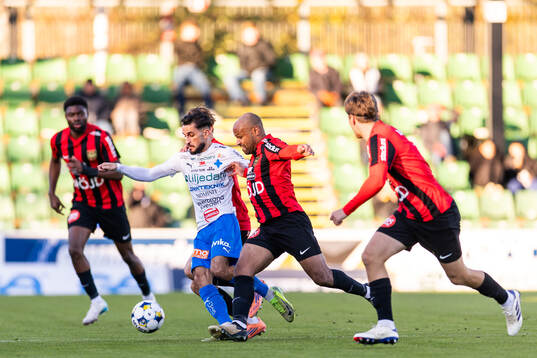 Värnamos Victor Larsson och Brommapojkarnas Serge-Junior