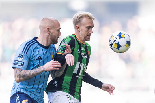 Djurgårdens Adam Ståhl och GAIS Robin Wendin Thomasson
