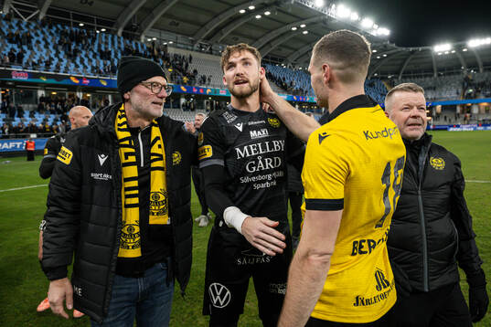 Mjällbys ordförande Magnus Emeus, målvakt Noel
