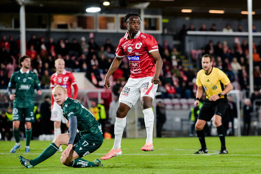 Halmstads André Boman och Degerfors Richie Omorowa