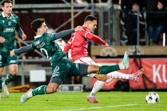 Halmstads Bleon Kurtulus och Degerfors Arman Taranis