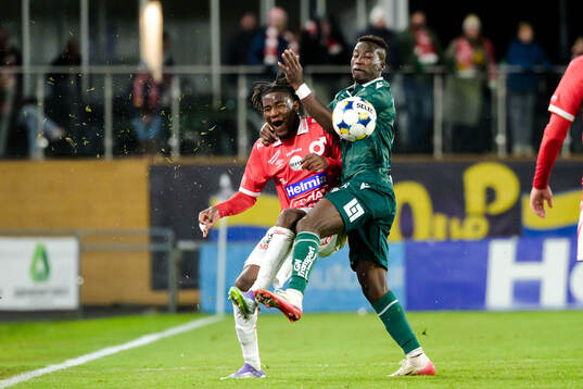Degerfors Philippe Ndinga Ossiabadjouo och Halmstads Niilo
