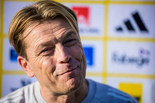 Head coach Tony Gustavsson of the Swedish women's national