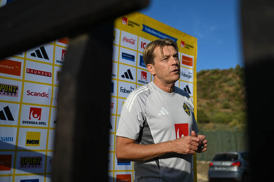 Head coach Tony Gustavsson of the Swedish women's national