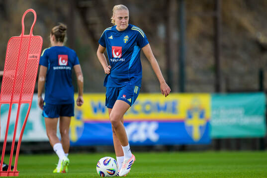 Elma Junttila Nelhage of the Swedish women's national