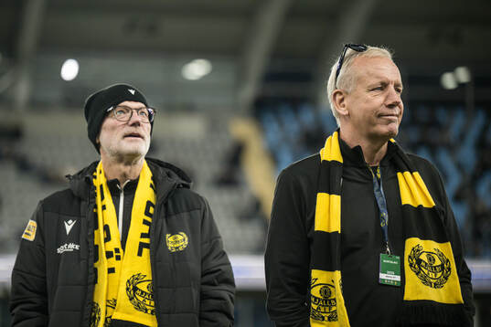 Mjällbys ordförande Magnus Emeus sportchef Hasse Larsson