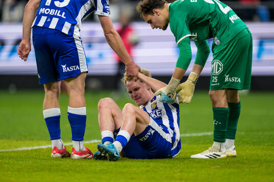 IFK Göteborgs Max Fenger har ont
