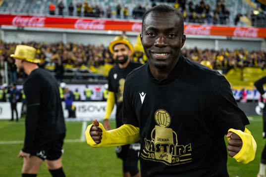 Mjällbys Abdoulie Manneh jublar