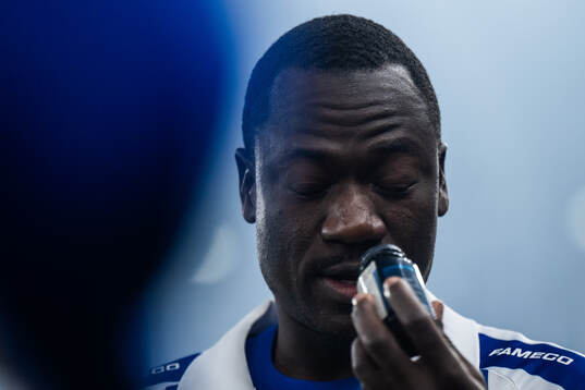 IFK Göteborgs Saidou Alioum Moubarak luktar ur en burk
