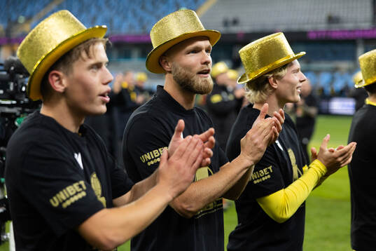 Mjällbys Viktor Gustafson jublar