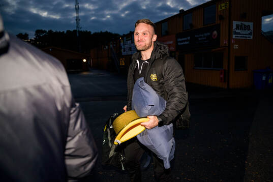 Mjällbys fysioterapeut Filip Lundgårdh när laget